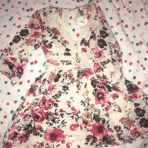 NWT en crème floral dress from ami + elisabette